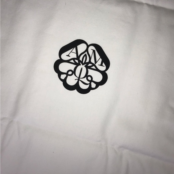 Extra Large Alexander MacQueen Dust Bag - Picture 6 of 6